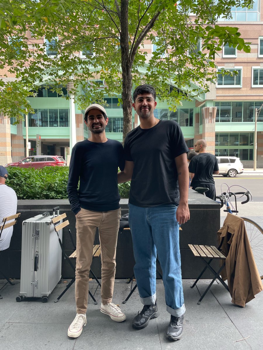 CMFScholarships's tweet photo. We love it when our #CMFScholars get to meet ! When @abe_218 learnt that Dalbir S. was going to @UniofOxford to study, they connected in #Toronto before Abe started his LLM @UofT- Wishing them both a successful academic year &amp; stay tuned for more updates on our #Scholarships https://t.co/E47FDOw2f6