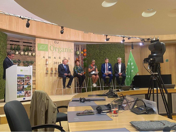 ulandergren's tweet photo. Promotional actions such as the #EUOrganic Awards are essential to reward excellence in the #organic food chain and encourage the development of a more sustainable agricultural sector across the EU @EU_CoR @RenewEuropeCoR https://t.co/lJGAGvU4sw