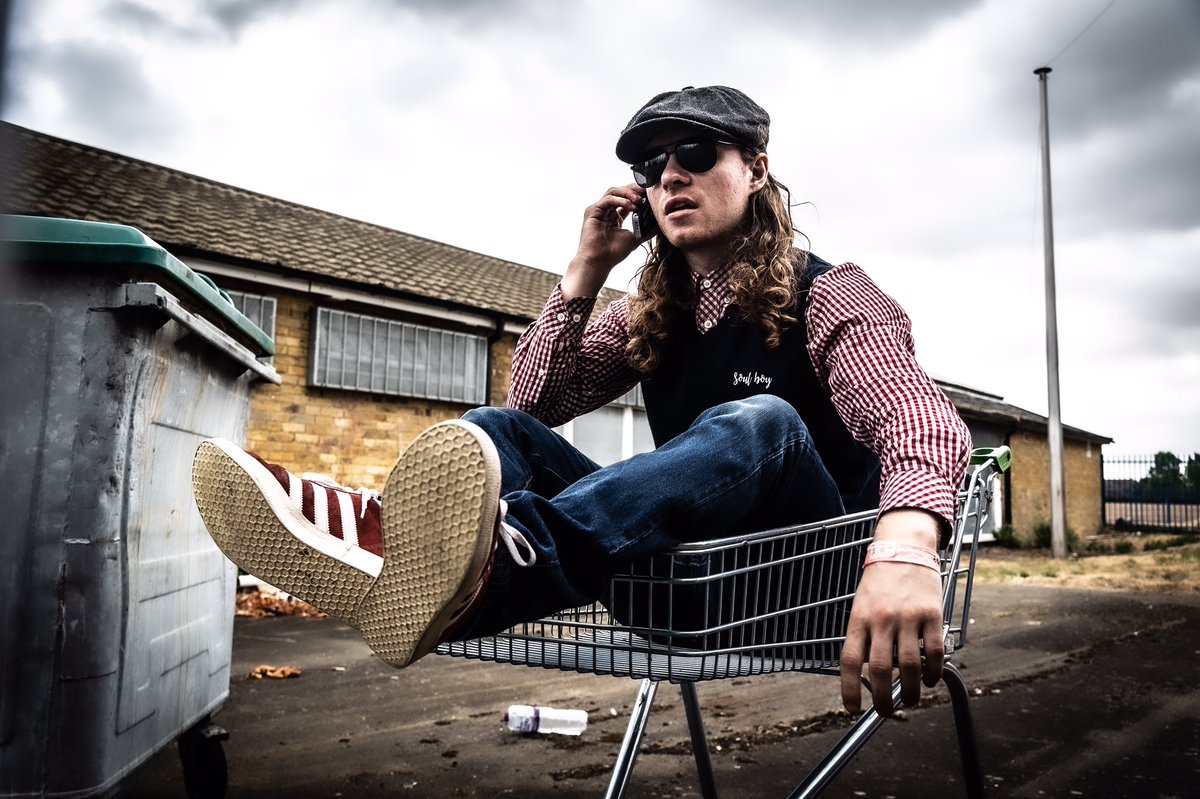 Our new 4 track EP is out now! Please retweet this - it’s the best way for us to get our music out there ❤️ album.link/i/1632813885