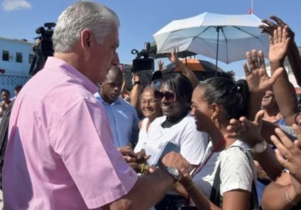 #YoVotoSí 
Y el Sí tiene que ser ahora y no más adelante, porque más adelante podría ser demasiado tarde: las personas envejecen y sus proyectos de vida y de familia tienen un tiempo para hacerse y sería inconsecuente entonces demorarlos