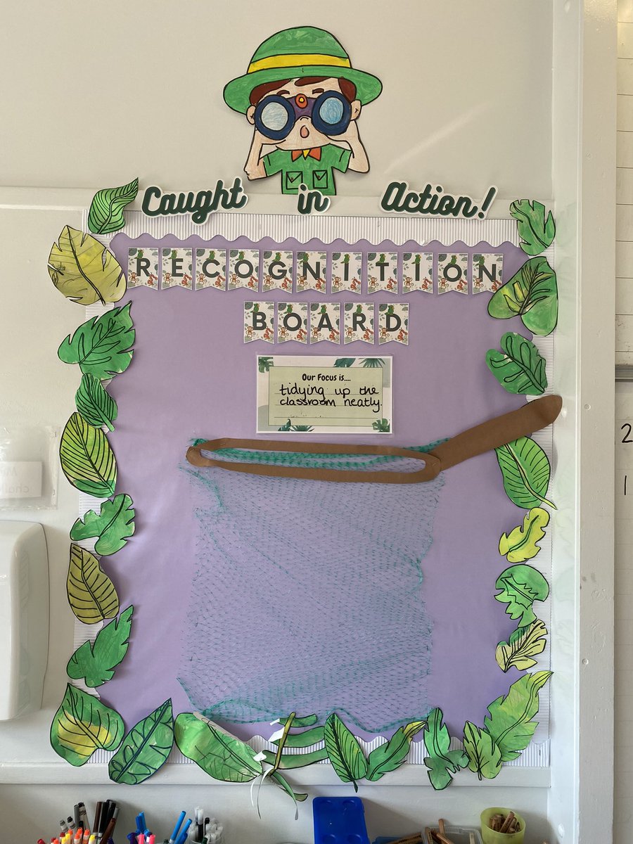 P2 have taken pride at their name being displayed on our Recognition Board <a href="/Missirelandx/">Miss Ireland</a> 🤩They are eager to demonstrate our school values &amp; to achieve our shared focus of the week 👏🏻The children chose their own jungle animals to represent themselves for our board <a href="/pauldixtweets/">Paul Dix</a>