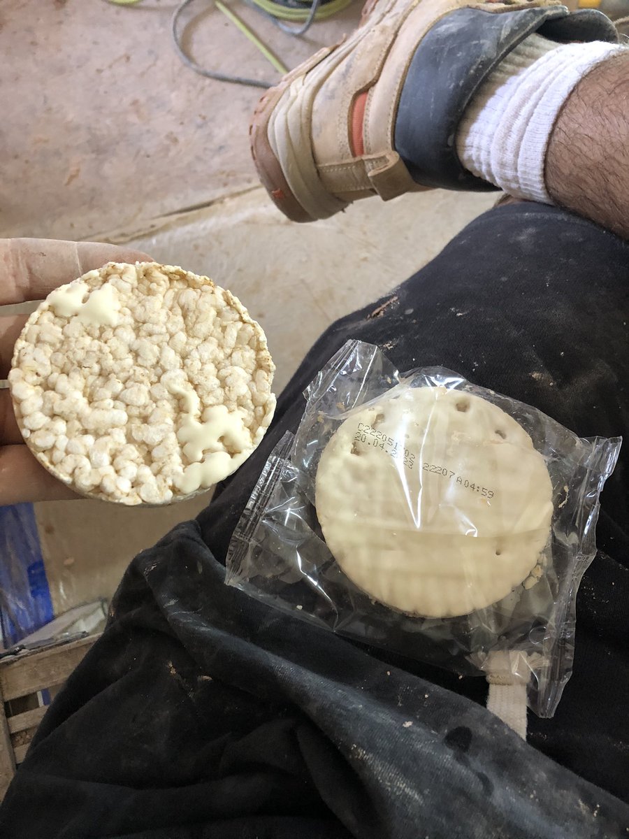 HarryMilller's tweet photo. @AldiUK lacking with the yoghurt on this rice cake?? https://t.co/bK37A0c1VW