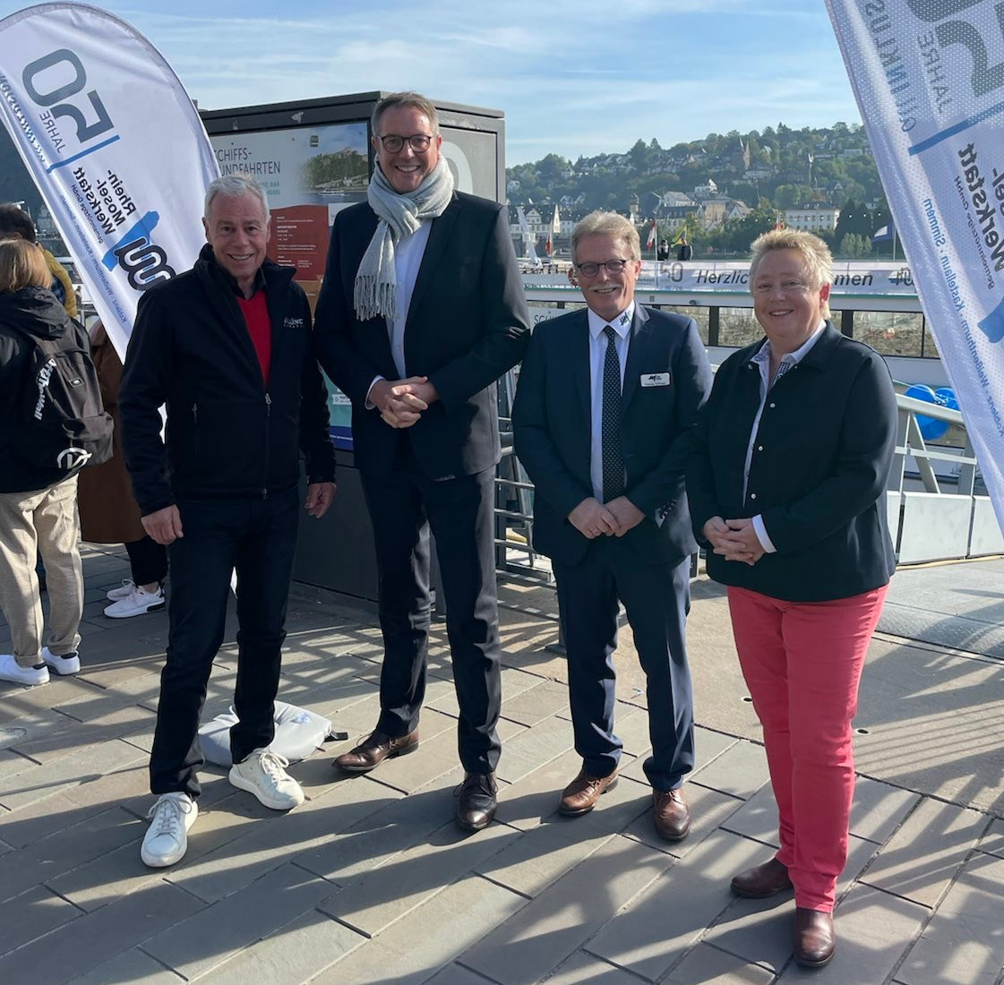 mastd_rlp's tweet photo. #Inklusionsminister @Alex_Schweitzer war mit @BBMB_bund Jürgen #Dusel beim 50. Jubiläum der Rhein-Mosel-Werkstatt für Menschen mit #Behinderung. „Die Angebote tragen wesentlich zur beruflichen #Teilhabe bei und sind ein wichtiger Ort für #Bildung und Qualifizierung." https://t.co/jLz2lLy407