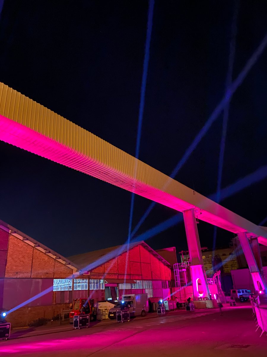 ArtPromotion2's tweet photo. 🌐 [Grand Opening 2022] 🌐
Un concentré régional de la #digitalisation et de l’#innovation 💡
L’équipe ART PROMOTION et son président @AlexHubner_  étaient présents hier à l’événement !📍👏🏼 

Au coeur de l'usine Saint Louis Sucre à Marseille ! https://t.co/6mDT9imeDk