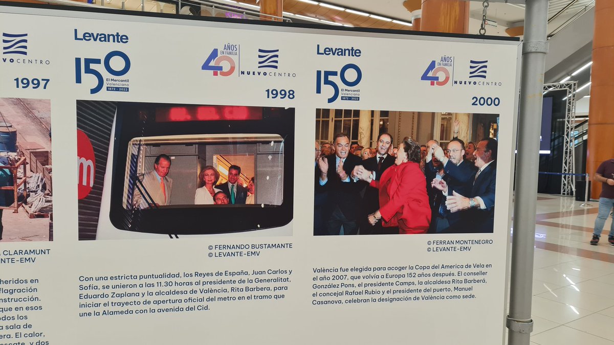 Silvia_TomSan's tweet photo. La exposición fotográfica que recoge algunos de los momentos clave de la historia reciente de Valencia para conmemorar el 150 aniversario de @levante_emv ya está en #NuevoCentro y, señoras y señores, anda que no han pasado cosas... https://t.co/J4cdAVe2Y0