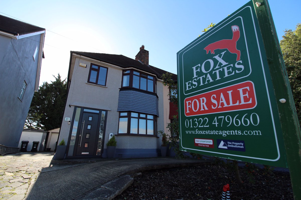 Contrcats exchanged in #dartford with #foxestates