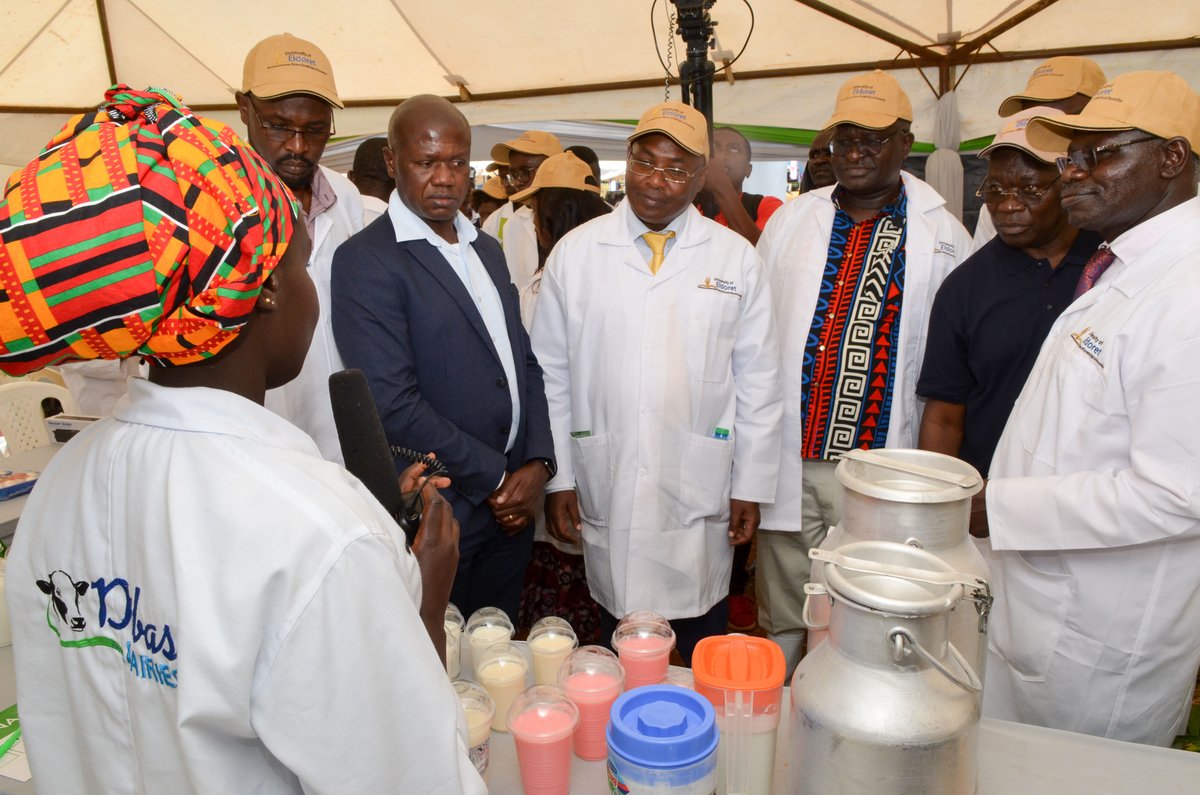 KenyaCIC's tweet photo. The PS State Department of Livestock, @KimtaiHarry learning more about the products being exhibited by KCIC clients. During his visit he took time to understand their pain points and discussed collaboration with clients to create market linkages.

@EUinKenya , @denmarkinkenya https://t.co/iZ0vsHELZx
