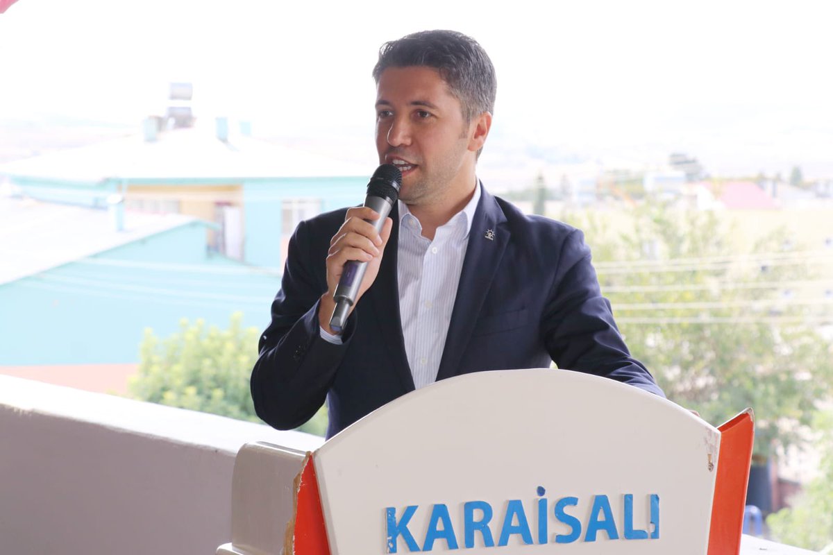 mehmetay01's tweet photo. 📍#Karaisalı

Milletvekilimiz Sn. @Tamer_Dagli, Sn. @ahmetzenbilci ve Sn. @abdullahdogru01'nun da katılımıyla ilçe başkanlığımızın Danışma Meclisi Toplantısı'nı gerçekleştirdik.

Karaisalılı hemşehrilerimiz, 2023'te Cumhurbaşkanımız Sn. @RTErdogan'ı yeniden seçmek için hazır. https://t.co/unjNCIhC9b