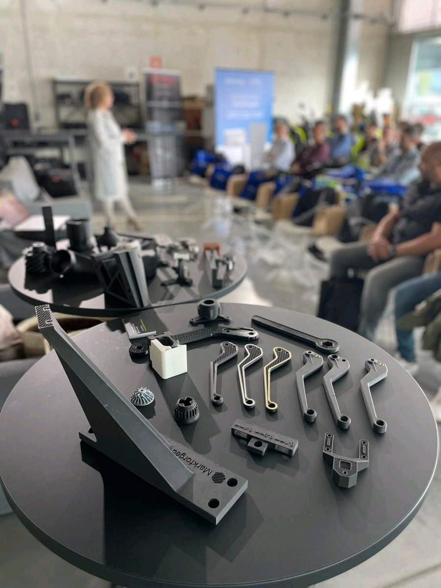 sicnova3d's tweet photo. 🚘 Segunda parada de nuestro #roadshow con 
@Markforged en las instalaciones de @GreenTFactory, al que agradecemos enormemente su colaboración. 

https://t.co/V4lpcyJdzg

#impresora3d #fabricacionaditiva #markforged #sicnova https://t.co/erNpVTKGb8