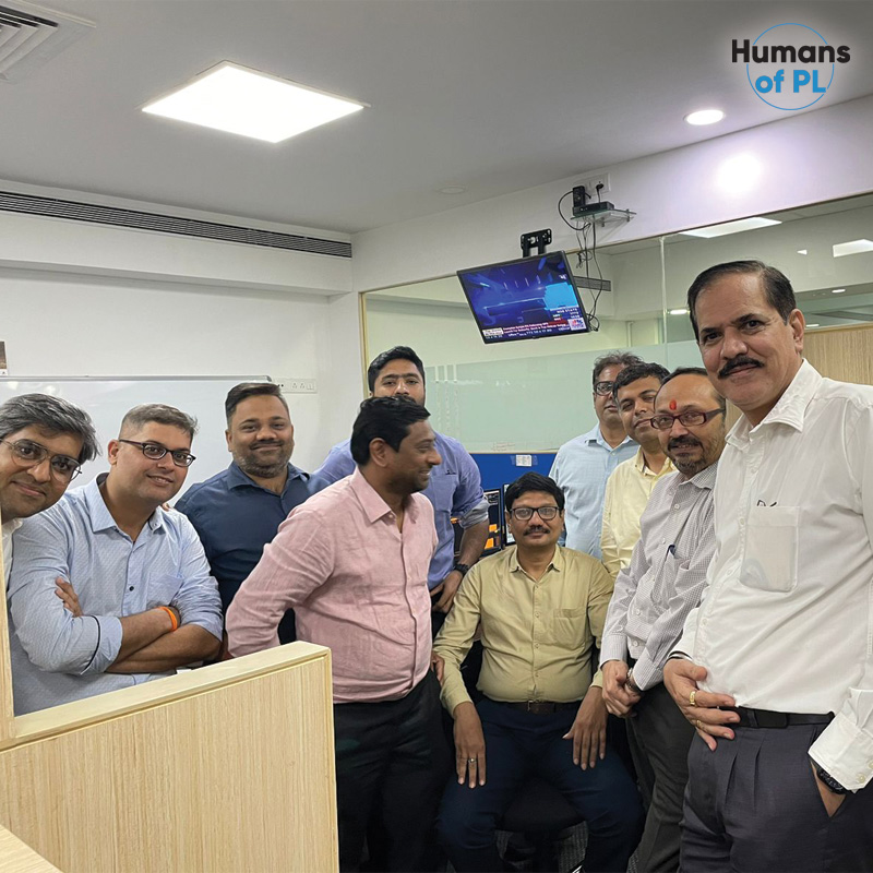 PLIndiaOnline's tweet photo. โI joined as a junior sales trader, & since then, there has been no looking back. I now head the institutional sales trading & dealing team at PL.โ
Vijay Tilakraj,Head (Institutional Dealing)
Click here to read Vijay's journey
https://t.co/cLdBhniV6h
#HumansofPL #PLIndia