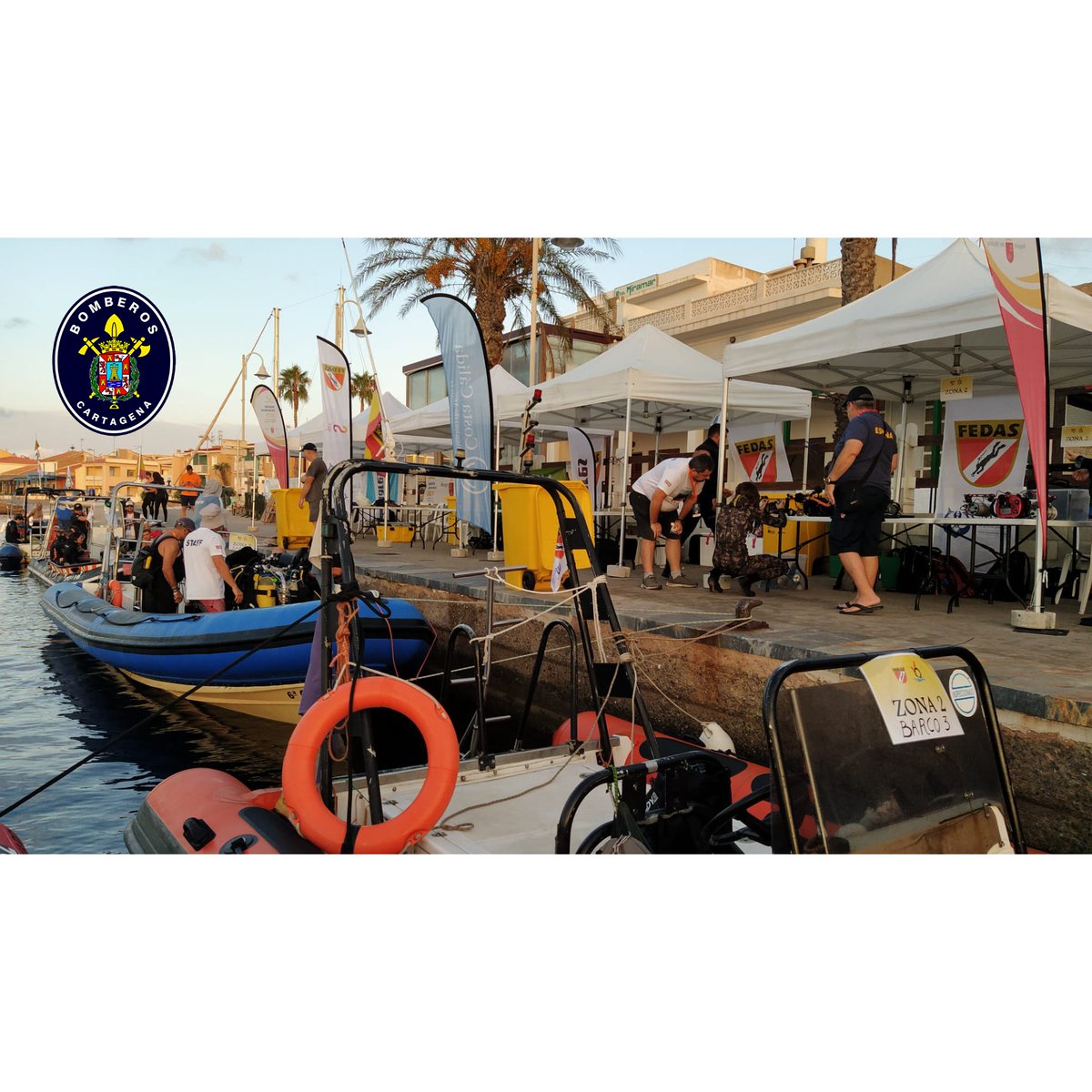 Bomberos_CT's tweet photo. 📢 Hoy 🚒 continuamos con las labores de seguridad junto a @guardiacivil en el Campeonato de Fotografía 📸🤿 Submarina #Nafosub que se celebra en aguas de #CabodePalos y organiza @FEDAS_oficial @FASRMMURCIA y @AytoCartagenaES #Bomberos #Cartagena #RegiondeMurcia https://t.co/N5Rbluunk4