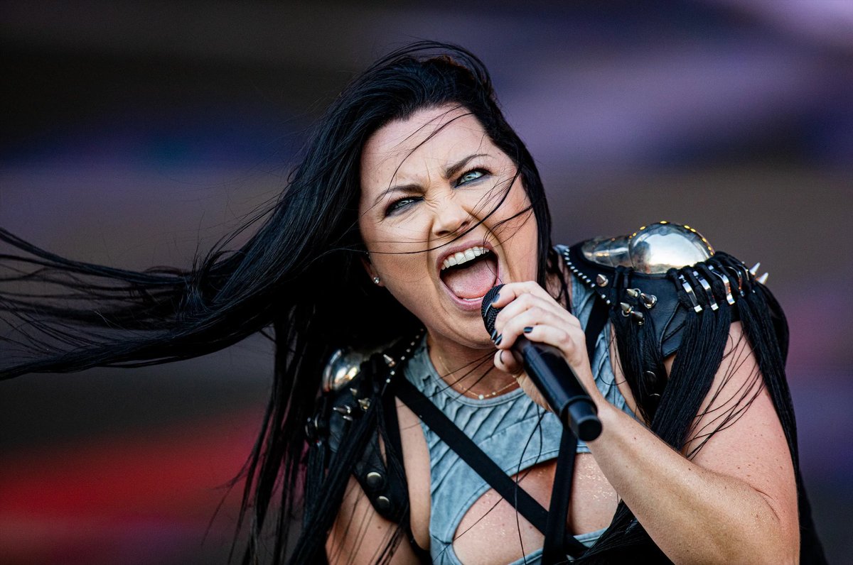 EvaWebsite's tweet photo. | LOUDERTHANLIFE ๐ฅ
๐ Louder Than Life Fest
๐ธ 22/09/2022
๐ธ JEFF FAUGHENDER/COURIER JOURNAL AND USA TODAY NETWORK
#evanescence #barricade #louderthanlife #amylee #amyleeev #amyleeevanescence #amyleefans #festival #frontrow #rockmusic #rock #louderthanlifefestival https://t.co/A0x6fmvrbf
