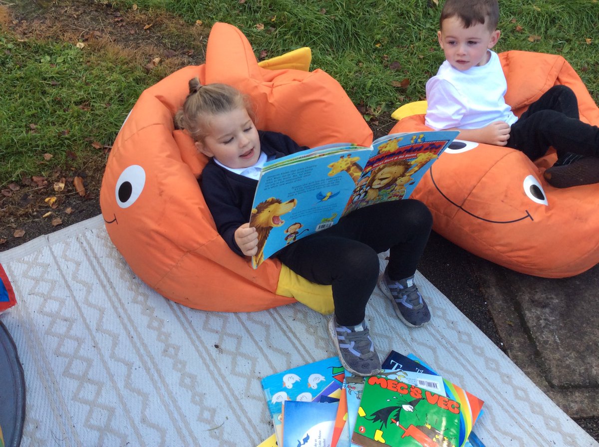 MsHill02825723's tweet photo. We love our outdoor reading area ⁦@wild_bank⁩ fs ⁦@TrustVictorious⁩ ⁦@ReadingatWB⁩ https://t.co/9cVGVFCtGx