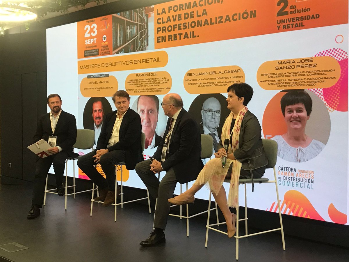 EAE_B_School's tweet photo. Hoy ha tenido lugar la 2ª Edición Universidad y Retail organiza por la @asociacionAER.
En la mesa redonda participa Ramón Sole, director del Luxury Brand Management MBA de EAE Business School Madrid y Socio Fundador del Instituto de #Retail.
#EAE #WorkToChange https://t.co/k5IjMezGns