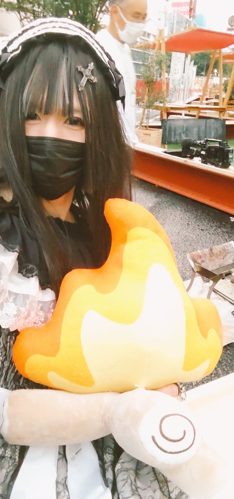 tuyahime_neko's tweet image. 焚き火持ってきました！🔥
#machitosendai #movemove ＃仙台駅前らしさ #ことばの焚き火　#焚火