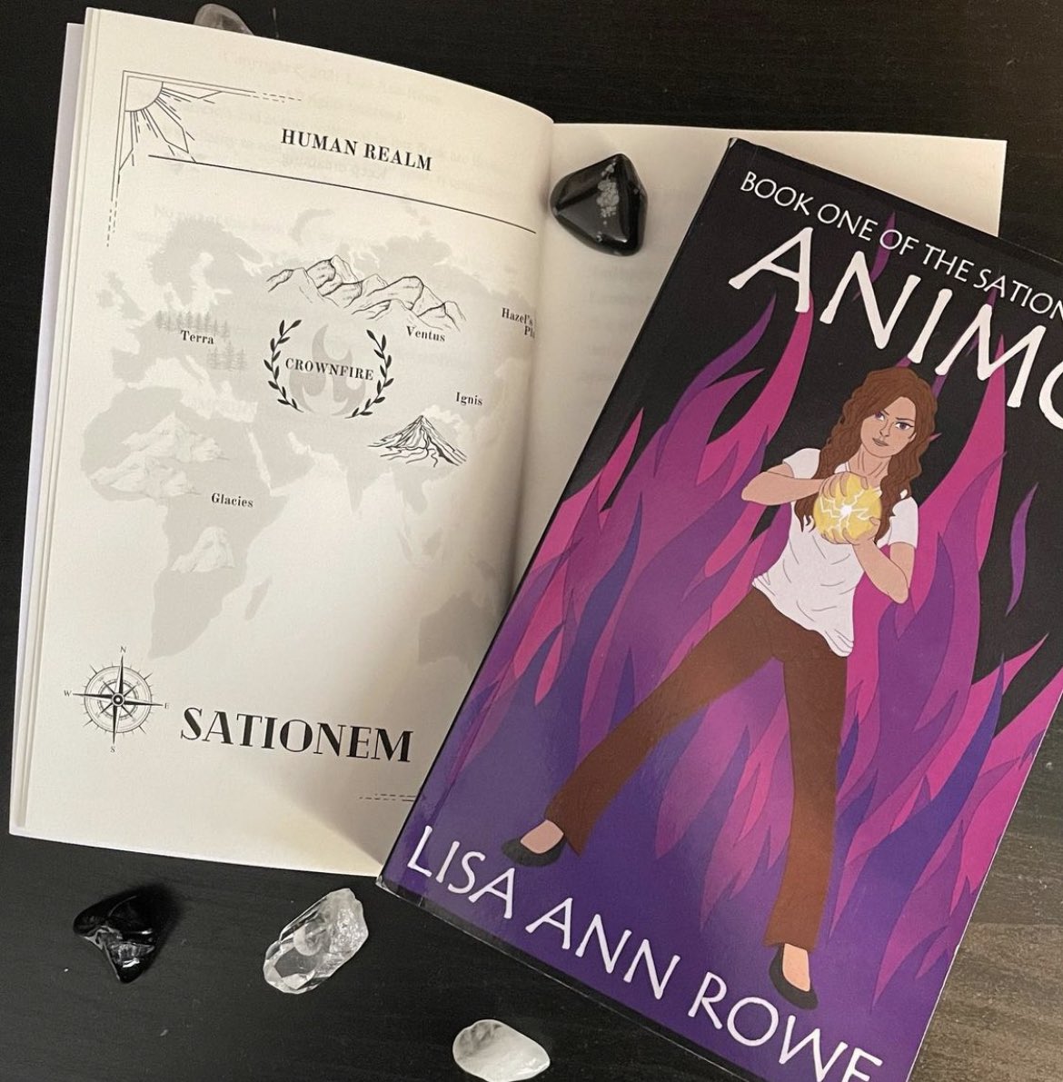 GemsLisas's tweet photo. Check out my books on Amazon! Available as an ebook, paperback and hardback! #free on #KindleUnlimited 
🇬🇧 https://t.co/wl024m1VgZ
🇺🇸 https://t.co/zdfvAAegtj https://t.co/dEVkXRBtvC