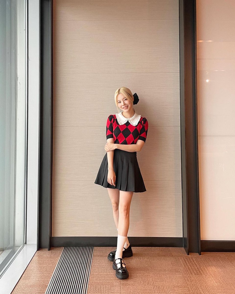 VITAMIN515_ID's tweet photo. Sunny's From Stylist IG 
#Sunny #써니 #SNSD #GirlsGeneration 
https://t.co/9xDvHMg0sD https://t.co/zzkVPWQEIi