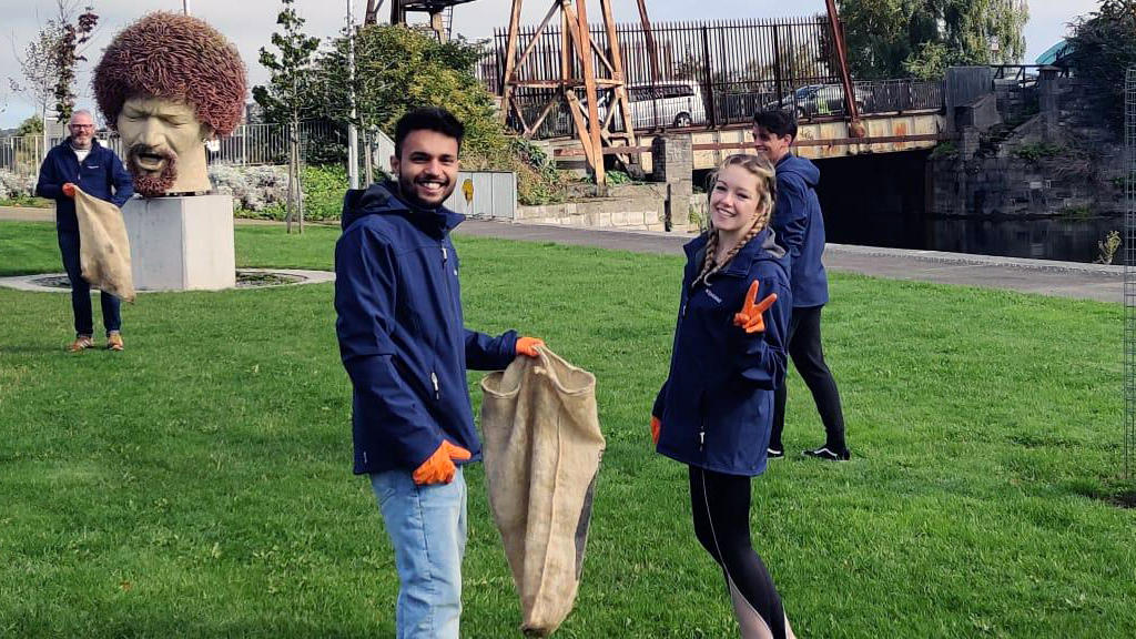 Some Dublin employees volunteered to help clean up the Royal Canal this Friday. With support from <a href="/flossiebeachcl1/">flossieandthebeachcleaners</a>, our team collected 36Kg of rubbish to make a positive impact on the environment where our business operates. Well done, and thank you for your support!