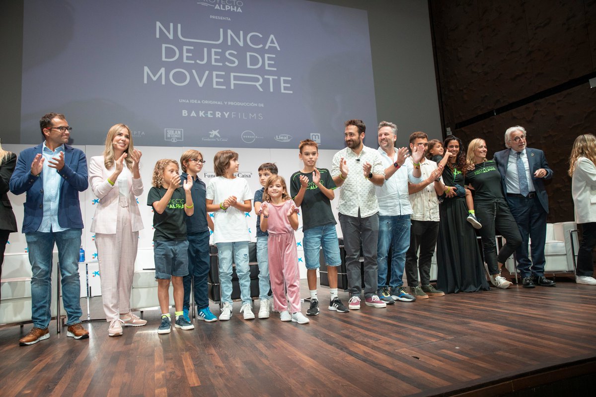 Gracias a todos por asistir ayer a la première de Nunca Dejes de Moverte. Ha sido un placer presentar este documental realizado junto a <a href="/proyectoalpha_/">Proyecto Alpha</a>  para concienciar y movilizar para la investigación de la Distrofia Muscular de Cinturas.

#NuncaDejesDeMoverte