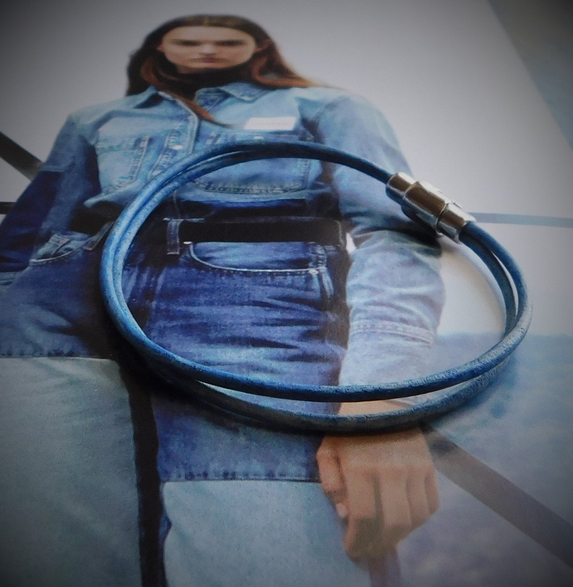 JuSal08's tweet photo. Really love this, from the Etsy shop MJBastias. https://t.co/va7l00Vi0v #etsy #jewelry #bracelets #leatherbracelets #womensbracelets #bohemianbracelets #delicatebracelet #simplebracelet #bluedenimbracelet #braceletleather https://t.co/z6vkessD9O