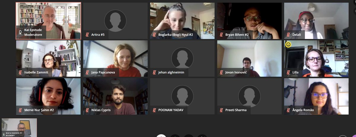 The second edition of the Workshop on scientific writing and publishing promoted by the EASP is kicking off <a href="/easpinfo/">EASP</a> @KaiEpstude
Thanks to our students for their questions <a href="/ncypris/">Niklas Cypris</a> <a href="/merrvesaahin/">Merve Şahin</a> @aritra_psych <a href="/BoglarkaNyul/">Boglarka Nyul</a> <a href="/preeti2494/">Preeti Sharma</a> <a href="/IsabelleZammitB/">Isabelle Zammit</a> @angelaromac <a href="/papcunovajana/">jana</a>