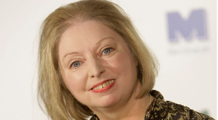 PublishersWkly's tweet photo. ‘Wolf Hall’ author Hilary Mantel dies at 70 | @AP https://t.co/mr8vYvnnNO https://t.co/IRkABOfIm1