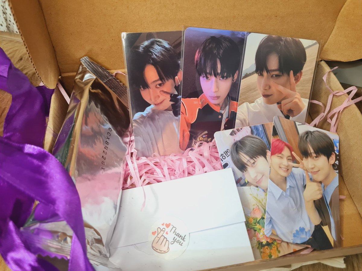 vielmari's tweet photo. Thank you @sieon_park ! Dumating na po LDs R2 ko safely 🧡 Sa uulitin po! #hakibaproofs https://t.co/Ecb16oLCOc