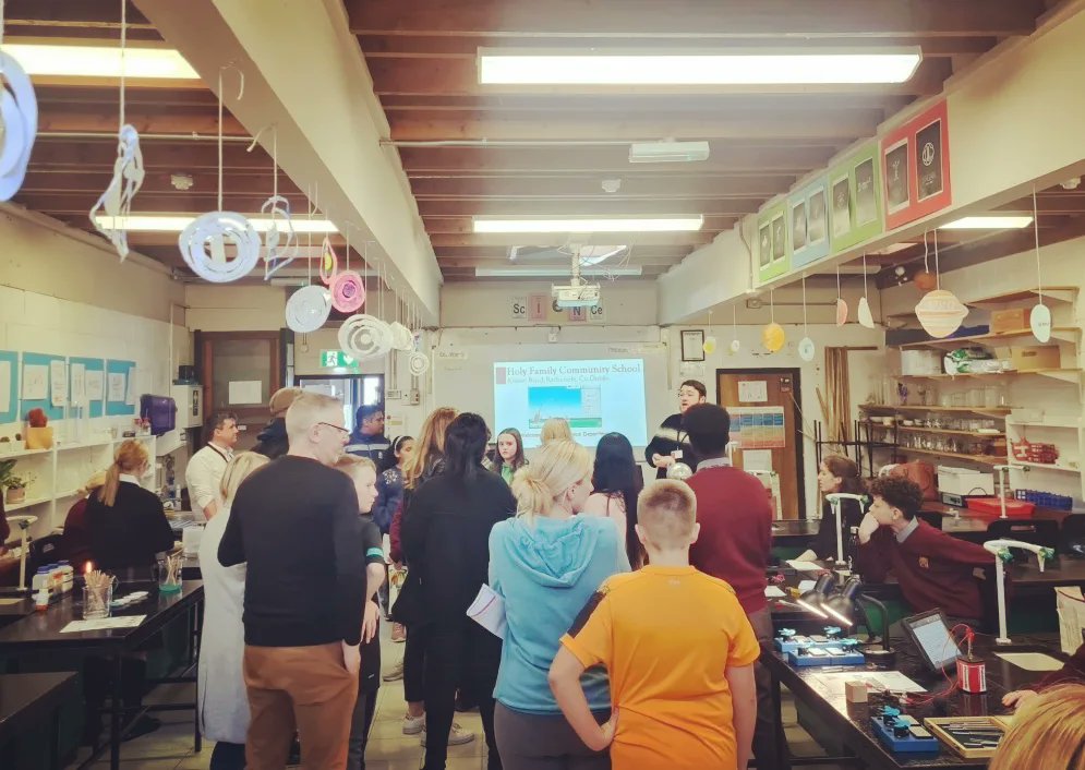 hfcsrathcoole's tweet photo. What a wonderful Open Evening yesterday! We were delighted to welcome prospective First Year students &amp; their parents to our school😊

It was great to see so many people taking in samples of the fantastic work that happens, both inside &amp; outside the classroom! 🧑‍🏫👩‍🏫
@SpiritanEdu https://t.co/Q1yy3AAnau