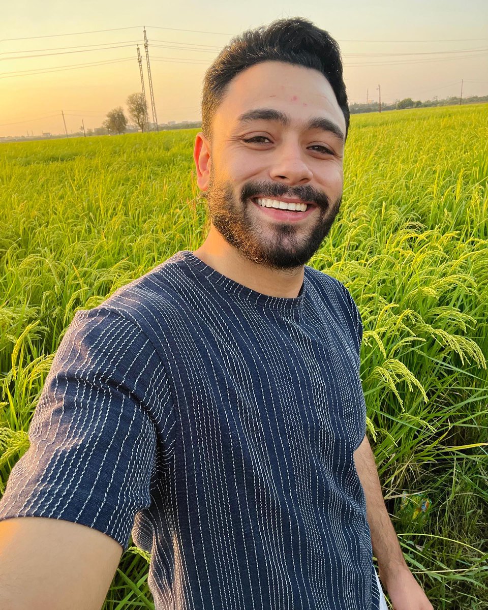 FaresKatrya's tweet photo. صلي على النبي يا زووووق 🌾♥️ https://t.co/WQKYTFOy5Q