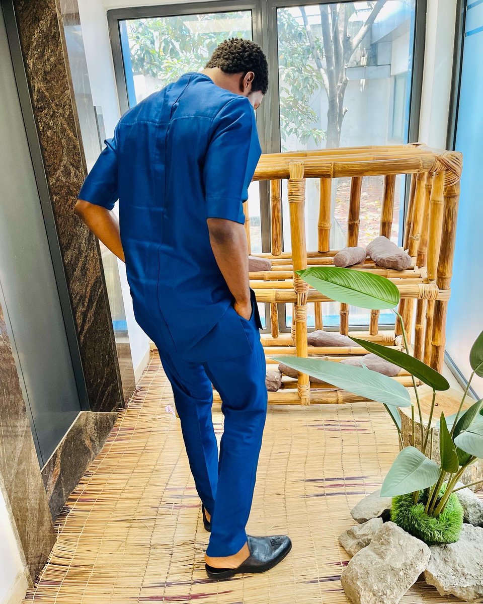 sunkanmi___'s tweet photo. I look good as your dad on a Friday 💐💯
👕; Made by me !
#fashionstyle #mansa https://t.co/Pe1gFvBBzk