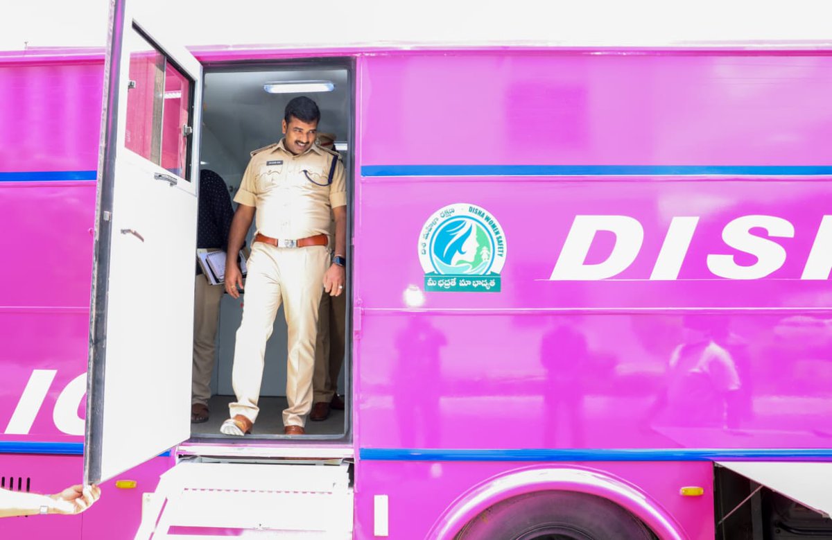 APPOLICE100's tweet photo. #DishaInitiatives to help 'her' be Safe:As part of GoAP's flagship Program of #Disha,#DGP Shri K.V Rajendranath Reddy,IPS distributed Disha #mobilerestroom vehicles equipped with Toilets,Bathing &Dress changing room for #WomenInKhaki across the State to assist them while on duty. https://t.co/D6x0RGJzHy