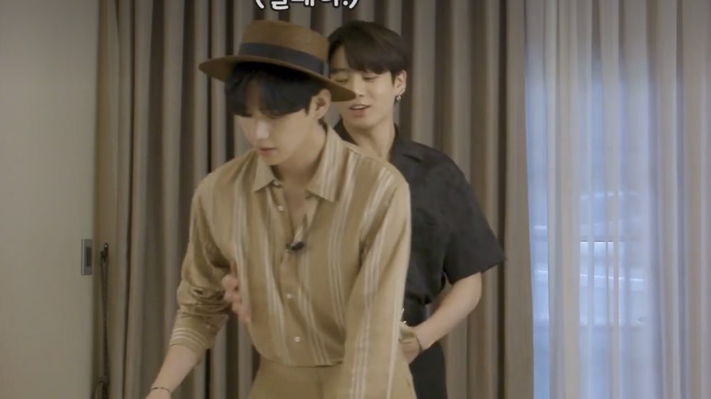 googiefolder's tweet photo. 🐰🐯😆 https://t.co/ytJh1sqfhM