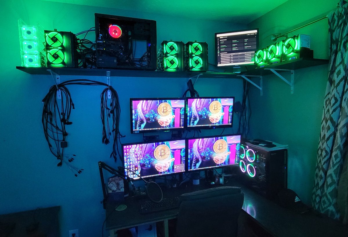 FiendStudios's tweet photo. The #chia farm is about to expand another 68TiB. This puts us around 568TiB total in size and brings us in to the top 100 on #SpacePool. Where my $XCH farmers at?
#XCH #HDD #decentralized #stai #flax #farming #mining #Crypto #green https://t.co/SUePysrubl