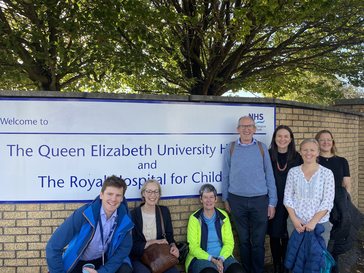 <a href="/Walk2Cop27/">Walk2COP27</a> officially began yesterday at the College with a brilliant panel event followed by a 12k walk past the site of COP26 ahead of #ScotClimateWeek next week.

You can get involved at: walk2cop27.com/thejourney

<a href="/DrGregorSmith/">Prof Sir Gregor Smith</a> <a href="/HumzaYousaf/">Humza Yousaf</a> <a href="/DrElaineMulcahy/">Elaine Mulcahy</a> <a href="/UKHealthClimate/">UK Health Alliance on Climate Change</a>