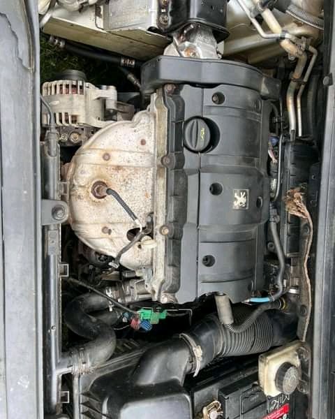 kts_ng's tweet photo. Clean #Peugeot307
.
#AutoTransmission
.
Everything ✔️
Buy & Drive
📍Kaduna
₦1.7
🇳🇬Wide Delivery.
.
📞09056755686
.
#abuja
#abujaservices
#kaduna
#kadunaservices
#abujabuyandsell
#cars
#dealer
#dearship
#nigeria
#307
#peugeot
#automotive
#car
#carsoftwitter https://t.co/nGEhsa5zBd