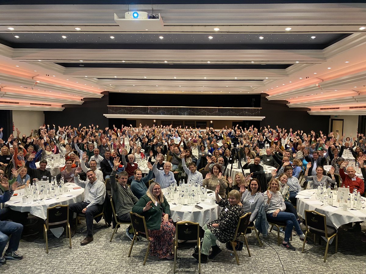 SimonasSatunas's tweet photo. .@EU_ENV - THE Team that is making our #EU 🇪🇺 healthier, greener, resilient and helps us build a more circular economy! 

Honored to address @EU_ENV team during their teambuilding event! https://t.co/cKCRzjJ1Pf