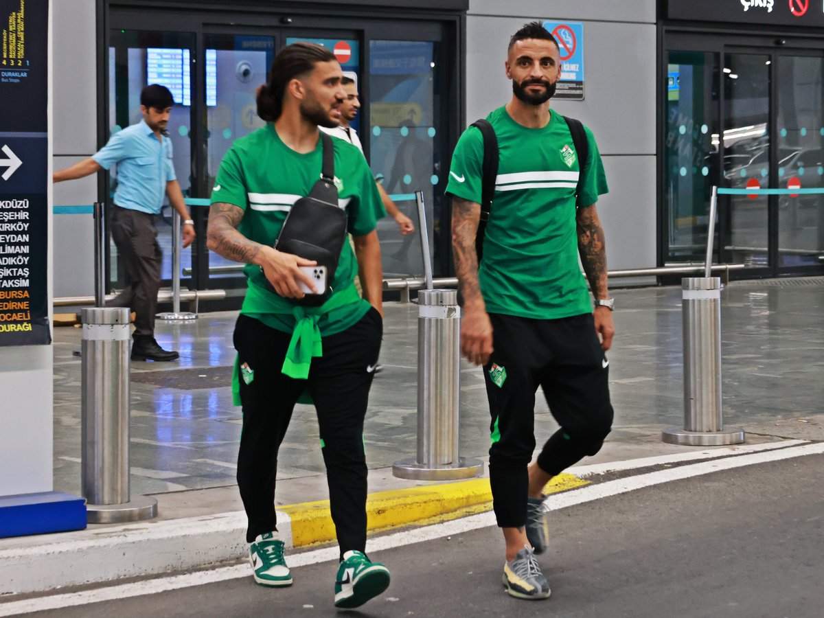 Takımımız, Darıca Gençlerbirliği Spor karşılaşması için İstanbul Havaalanı'nda ✈️
#BirlikteBaşaracağız
#BirlikteYükseleceğiz
#GüneşIğdırdanDoğar
#IğdırFK #AlagözHoldingIğdırFK
#Iğdırspor #Iğdır
