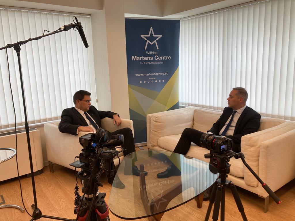 MartensCentre's tweet photo. #Backstage🎥: Recording our next #ThinkingTalks interview with Russian Opposition leader & Research Associate @v_milov and our Executive Director @TomiHuhtanen. Stay tuned!
#United4Europe https://t.co/JhQUIm3mdq