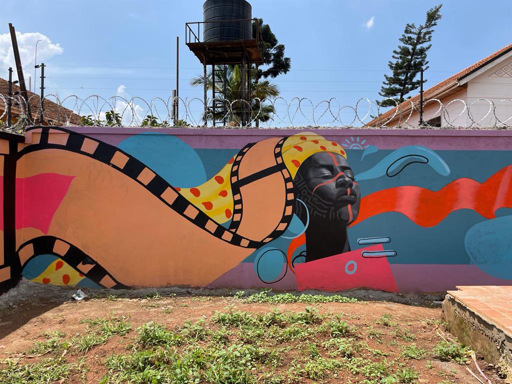 vodoarts's tweet photo. Magical places are always beautiful and deserve to be contemplated. 🚀

#vodoarts #conceptart #artistsontwitter #murals #artillustrations #design #art https://t.co/fgfDC5ZAjC