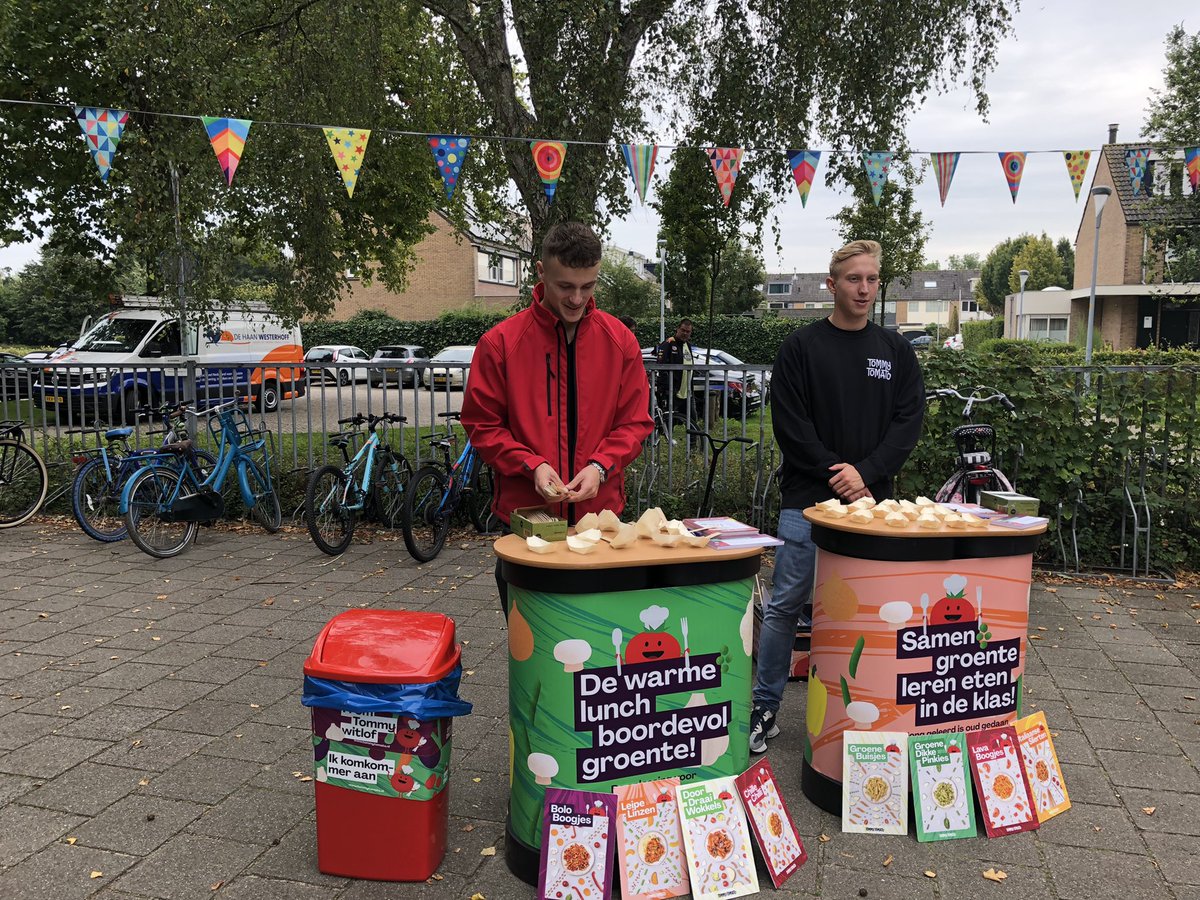 Een dag in de week worden verse groeten maaltijden gemaakt voor school #dezwanebloem #zwaanshoek