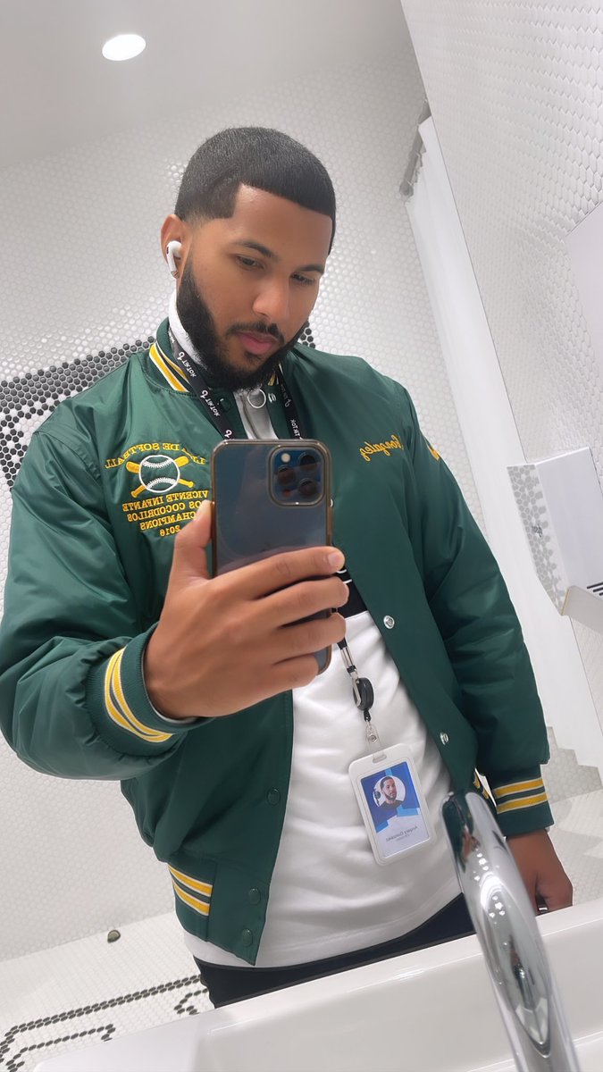 AyeGonzalez.eth tweet media