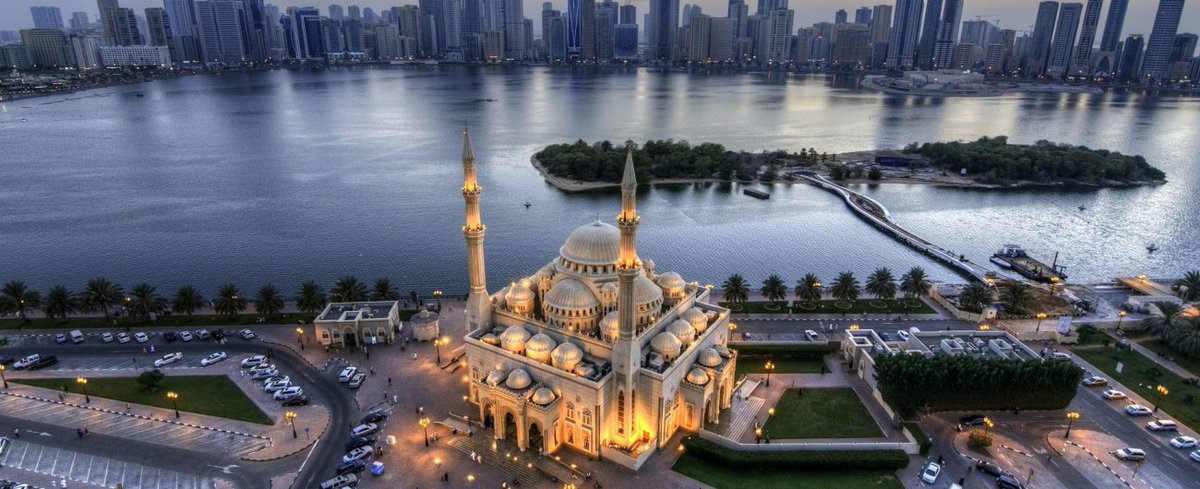 bashayerferdan's tweet image. مدينة رائعة لاستكشاف تراث الإمارات العربية المتحدة ، الشارقة مليئة بعدد من المواقع التي تمنحك لمحة عن الجوانب المختلفة لهذه الثقافة الغنية

#uae #culture #city