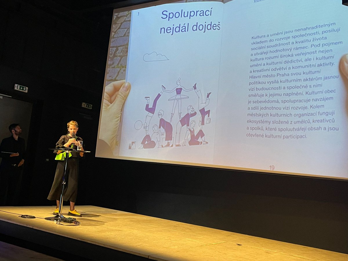 CreativeFed_EU's tweet image. Czechs inspire! Learning from amazing local projects at #ECIS22

#creativeindustries #creativeeconomy #green