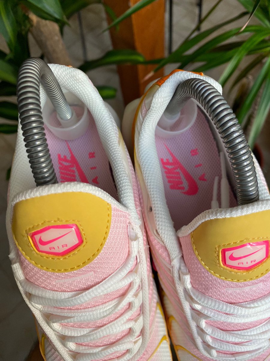 Air Max Plus « Sunset Sherbet »

38eu/7us/4.5uk de disponible.

Prix : 165.00€ 

↪️ bubblemax.fr/product-page/t…