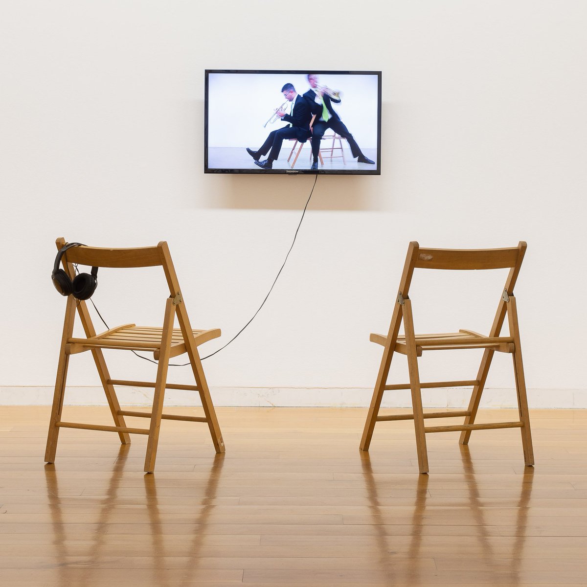 "Sen título núm. 2". Da serie "Himno", 2018, de <a href="/juanlopez__/">Juan López</a> 

 #ColecciónCGAC / Sección CGAC-Xacobeo