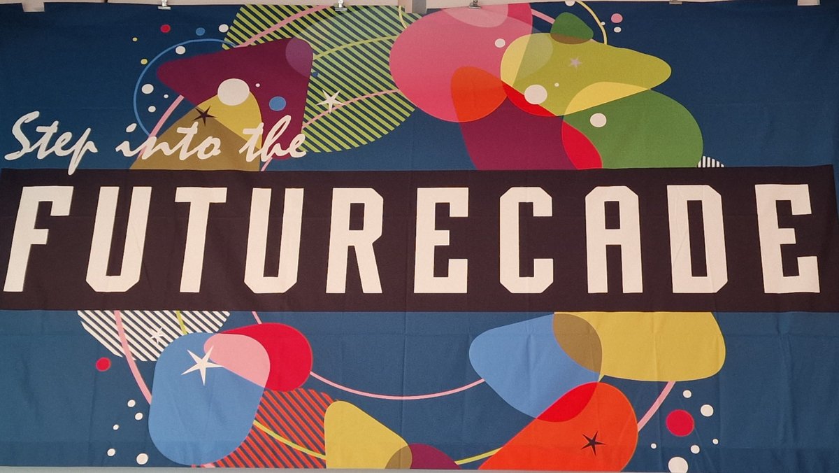 Michael Szollosy tweet media