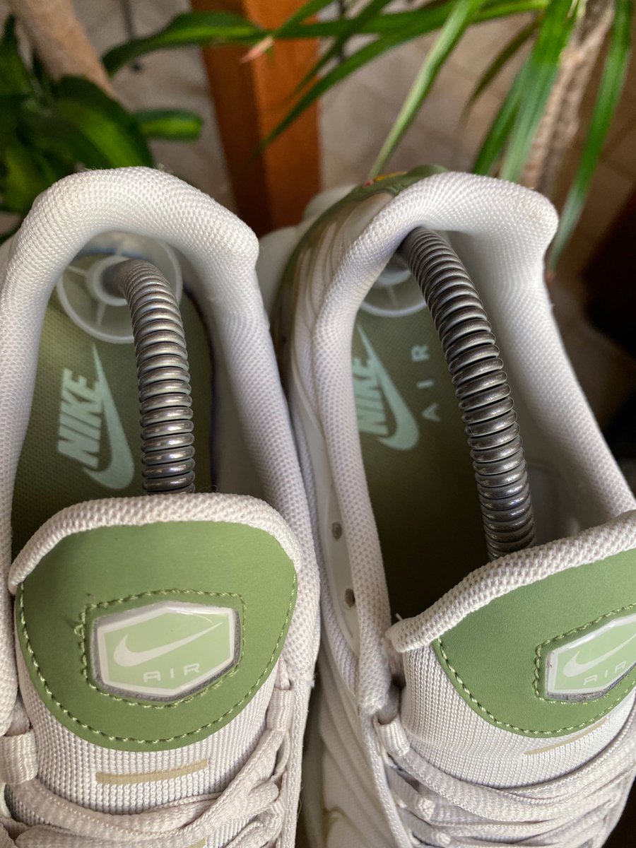 Air Max Plus « Olive »

42eu/8.5us/7.5uk de disponible.

Prix : 200.00€ 

↪️ bubblemax.fr/product-page/t…
