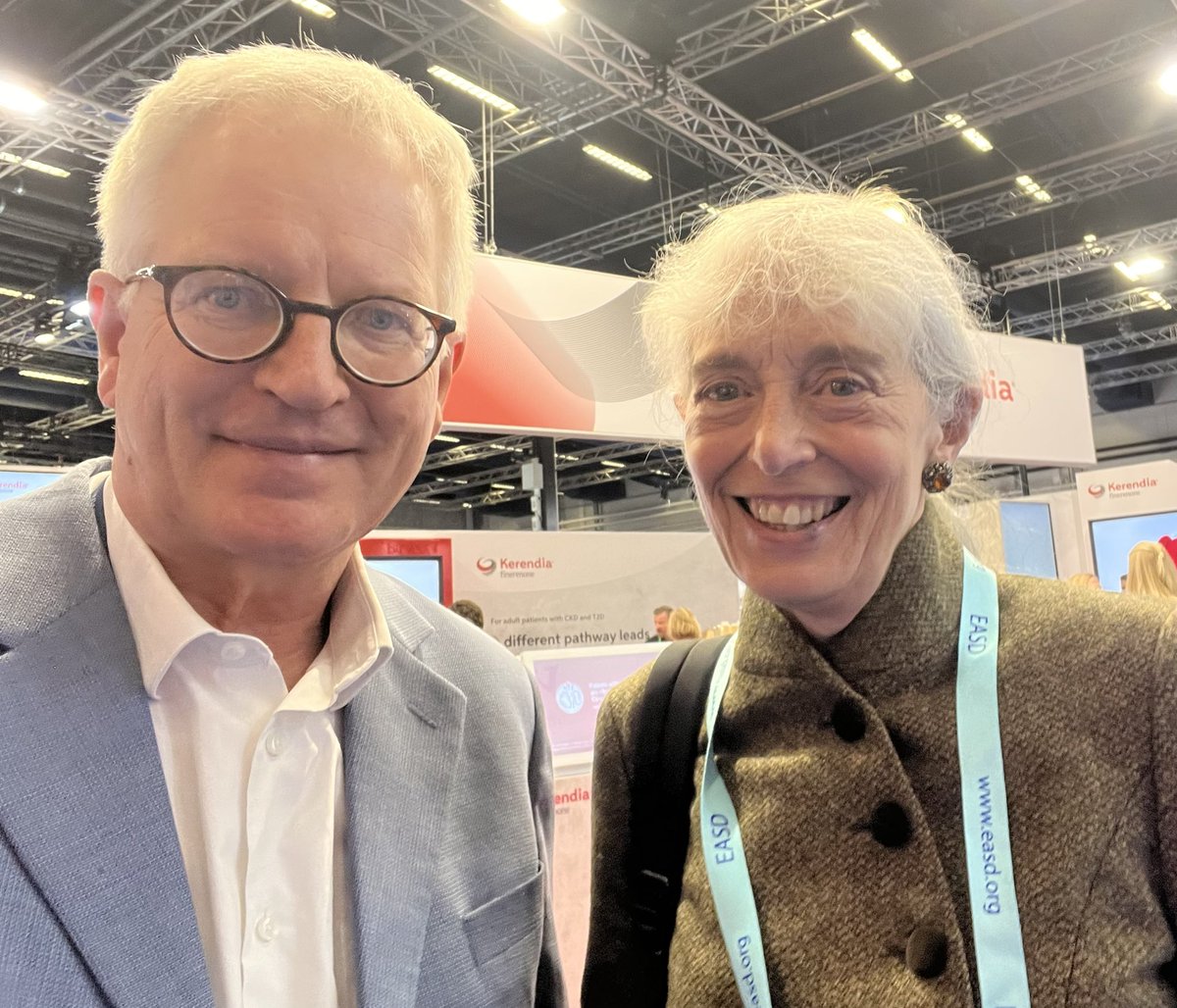 NielsEjskjaer's tweet photo. Fantastic to meet and catch up with Prof #StephanieAmiel, fellowship-mentoring alongside #PeterWatkins &amp; #MikeEdmonds late 90’s.
Thx Stephanie, inspiring, energetic and high spirits, as always. Forever grateful, King’s was good to me in these formative years.
#StenoNord @EASDnews https://t.co/CckcCjo9h6