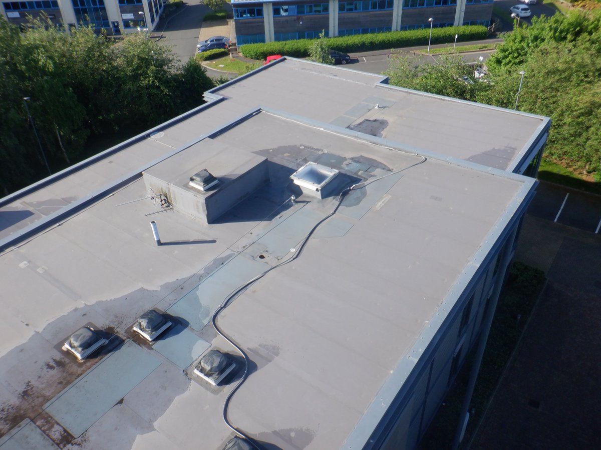 PracticalRoofCo's tweet image. Recent flat roof replacement at a site in Milton Keynes using SIKA #roofing #construction #healthandsafety
