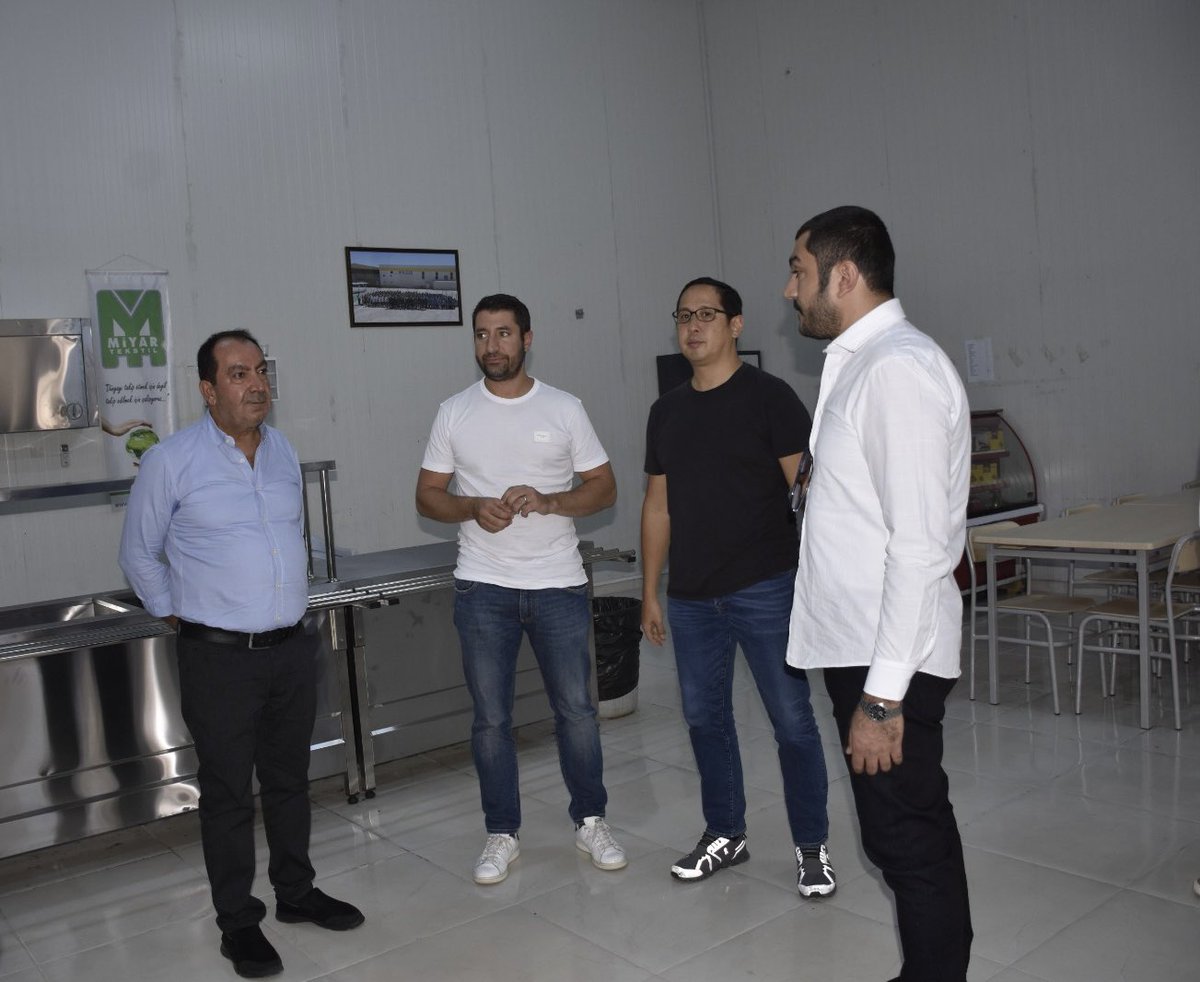 İş ortağımız olan Li&amp;Fung Yön.Krl.Bşk. Sayın Spencer Fung, Li&amp;Fung Türkiye ve Avrupa Grup Başkanı Sayın Destan Bezmen ile Çinli iş adamı Da Feng in Miyar Tekstile ziyaretlerinden ötürü teşekkür ederiz.